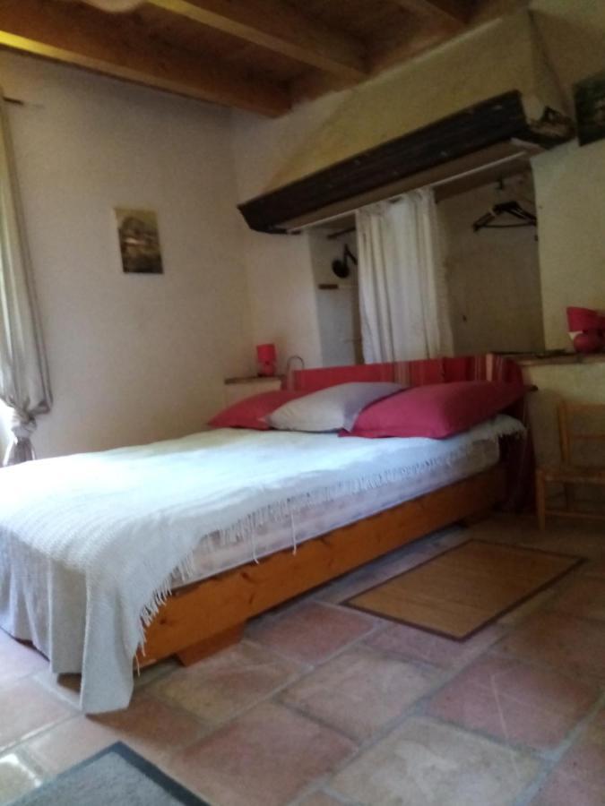 Mas Des Nabieres Bed & Breakfast Saint-Martial  Exterior photo